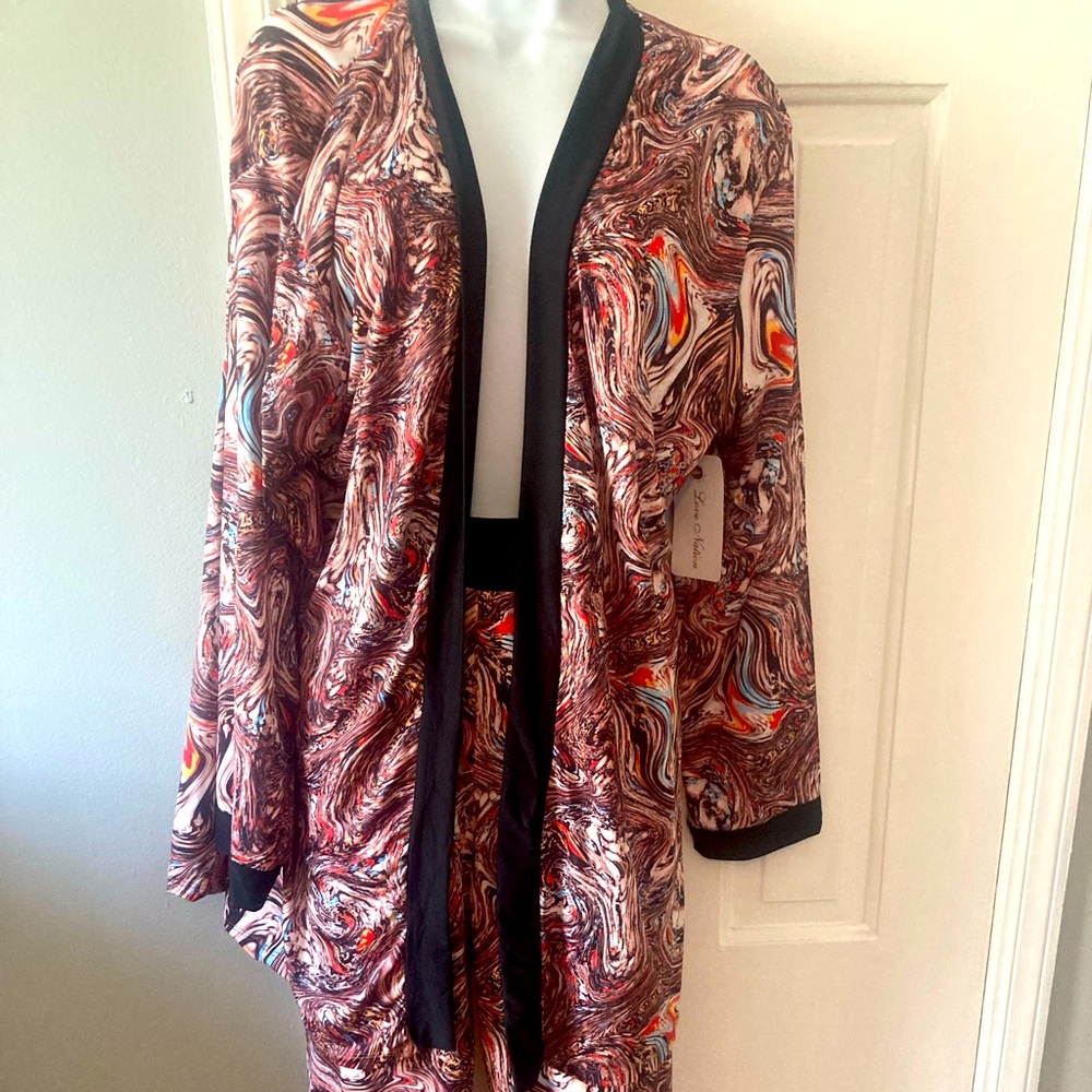 NWT printed pant set